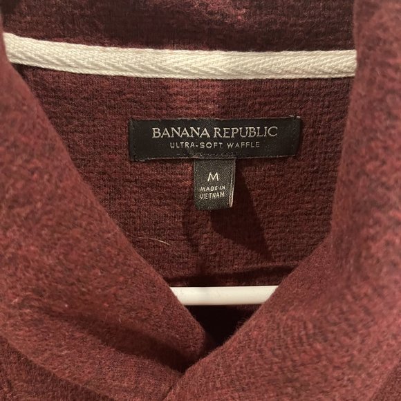 BANANA REPUBLIC Men's Shawl Neck Blue Ultra Soft Waffle Sweater - Wine Medium - Picture 2 of 3